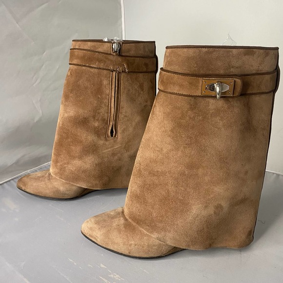 Givenchy Shark Tooth Foldover Wedge Boots 10 - Picture 6 of 14